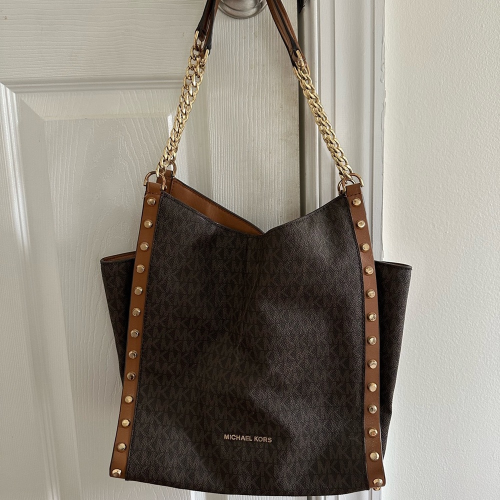 Michael Kors purse
